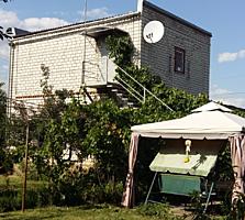Продаю шикарную 2 - х эт. дачу Пересадовка.