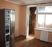 4/5 комната 14 м2+лоджия, цена 4 500