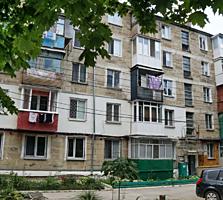 Трехкомнатная кв напротив третьей горбольницы