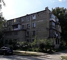 Титулеску угол Зелинского, 2-ком, теплый дом!