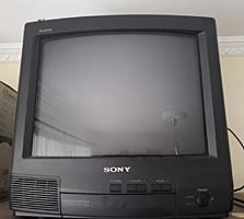 Продаю телевизор "SONY"(кинескопный)+кронштейн для крепления. Цена 900L