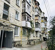 Sec. Centru, str. Valea Dicescu. Apartament cu 3 odai, 60m2. Bilateral