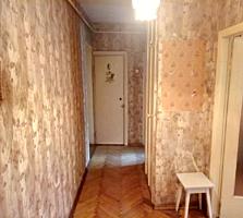 Продам 2-ком. квартиру. Мирон Костин. 19/4. 60м2. Чешка. Двухсторонняя