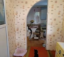 Красные Казармы, отличный кирпичный дом, 6 соток.