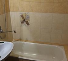 Vind apartament cu 3 odai la pret bun!!! Urgent!