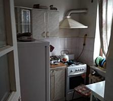 Продается 2 комнатная квартира 30 кв. м. на против ТЭЦ. Второй этаж из