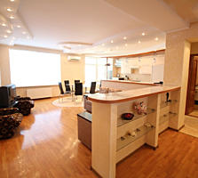 De vânzare apartament cu 2 dormitoare + living mare, Flacăra!