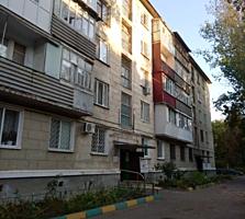 1-комнатная после ремонта, Ленинский, 5/5эт.