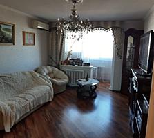 Продам 3 квартиру в центре с ремонтом и техникой.