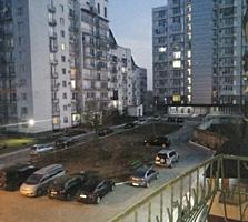 Трехкомнатная в центре-новострой!!!