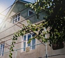 Каменный дом на Гиске, уч. 12 сот., 2 капитальных гаража