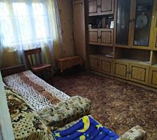 Срочная продажа!!! Продам дом в престижном районе (в одном дворе)