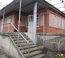 1 эт. котельцовый дом 90 кв. м. на 8 сотках земли, в центре с. Бардар