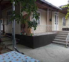 Telenesti. Casa de locuit cu toate comoditatile.