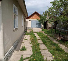 1-этажный дом 105кв. м. на 6 соток земли в г. Бельцы