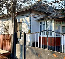 Срочно продается Дом 21.900е торг уместен.