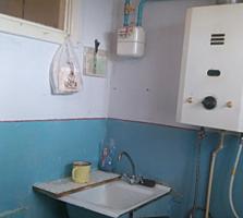 3 к. к. 1/5 с балконом Лески 1 КП 58 кв., жилое состояние, не угловая