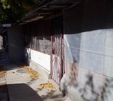 Продается 2-х комнатная квартира на первом этаже с отдельным выходом