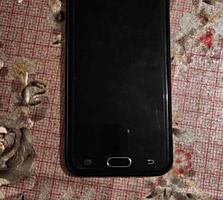 Продам срочно Samsung Galaxy J5 Prime