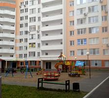 Срочно продаю 2- х комнатную квартиру в центре Кишинэу улица Мелестиу