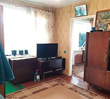 Срочно продаю 3 к. кв. ул. Никольская