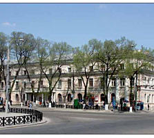 Centru, apartament cu 3 odai, euroreparatie 91,8 m. p.,