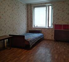 Vind camera in cămin cu comodități la 4 familii!