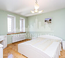 VÂNZARE! Apartament cu 3 CAMERE în sect. Centru, str. A. Pușkin. Are .
