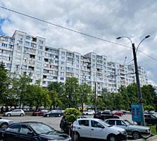 Prima linie! Sec. Riscani, bd. Moscova. Apartament cu 4 odai, 72mp!!!