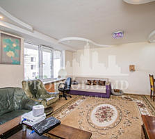 Propunem un apartament spațios in inima orașului, 2 camere + living, .