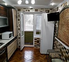 Se vinde apartament cu 4 odai in sectorul Buiucani. Amplasarea foarte