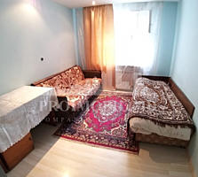 Apartament cu 3 camere în vânzare, situat în sect. Botanica, str. ...