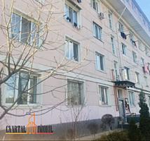Apartament cu 1 camera de vânzare, renovat, cu vecini prietenoși și ..