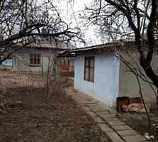 Продается дом 3 комнаты + кухня 50 кв. м. 6 соток, сарай, паровое от
