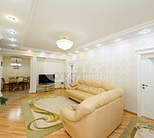 Se oferă spre vânzare apartament cu 4 camere situat în bloc locativ ..