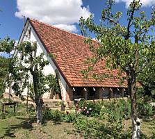 Продам шикарный дом на берегу Днестра с отличным расположением и видом