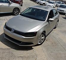 Volkswagen Jetta Hybrid (Usauto)