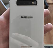Продам Galaxy S10 plus! 8500 lei