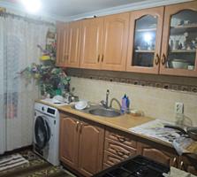 Продается часть дома, 2 комнаты, кухня, санузел, в Думбраве.