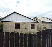 Продаю 2 дома (78m2 и 51m2), 6 сот. земли, ул. Пархоменко 23