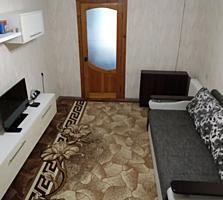 Продается с пристройкой 3-комнатная квартира 66 кв. м. Кухня 14 кв. м