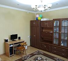 Продается просторная 2-комнатная квартира 51 кв. м с ремонтом, утепленн