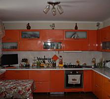 3 этажа, 212 м2, гараж, на Балке в районе церкви