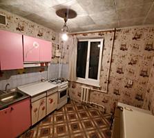 Продаем 2 -комнатную малогабаритную квартиру на Балке