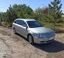 Продам Toyota Avensis 2004 универсал в богатой комплектации!