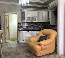 Apartament cu 3 odai in sectorul Centru!! Casa din cotilet!