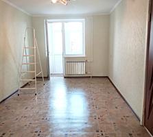 Северный 2-к кв. с ремонтом 2/5 46/32/5,5 балкон 3 кв. м. евробалкон