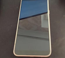 Продам Смартфон Samsung Galaxy J6 GSM бу не тестировался