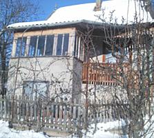 Дача с домиком и контейнер морской - 2500 евро,10 км