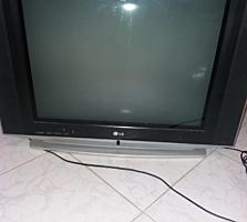 Срочно 2 телевизора LG, рабочие, 55 по диагонали, по 300 леев